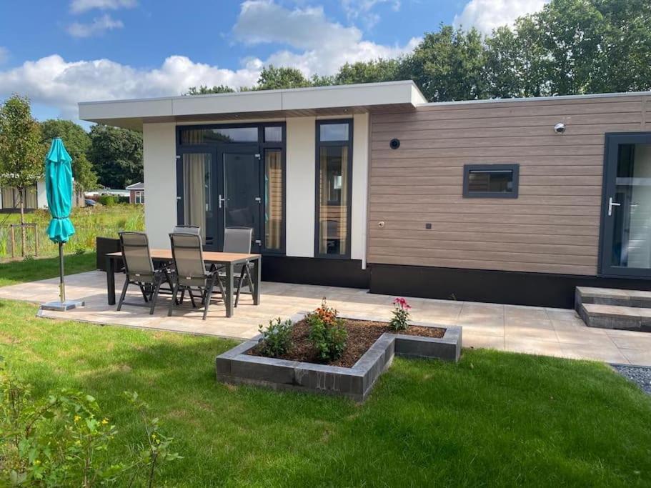 Kindvriendelijk Luxe Chalet In De Bossen Met Prive Sauna Harderwijk Esterno foto