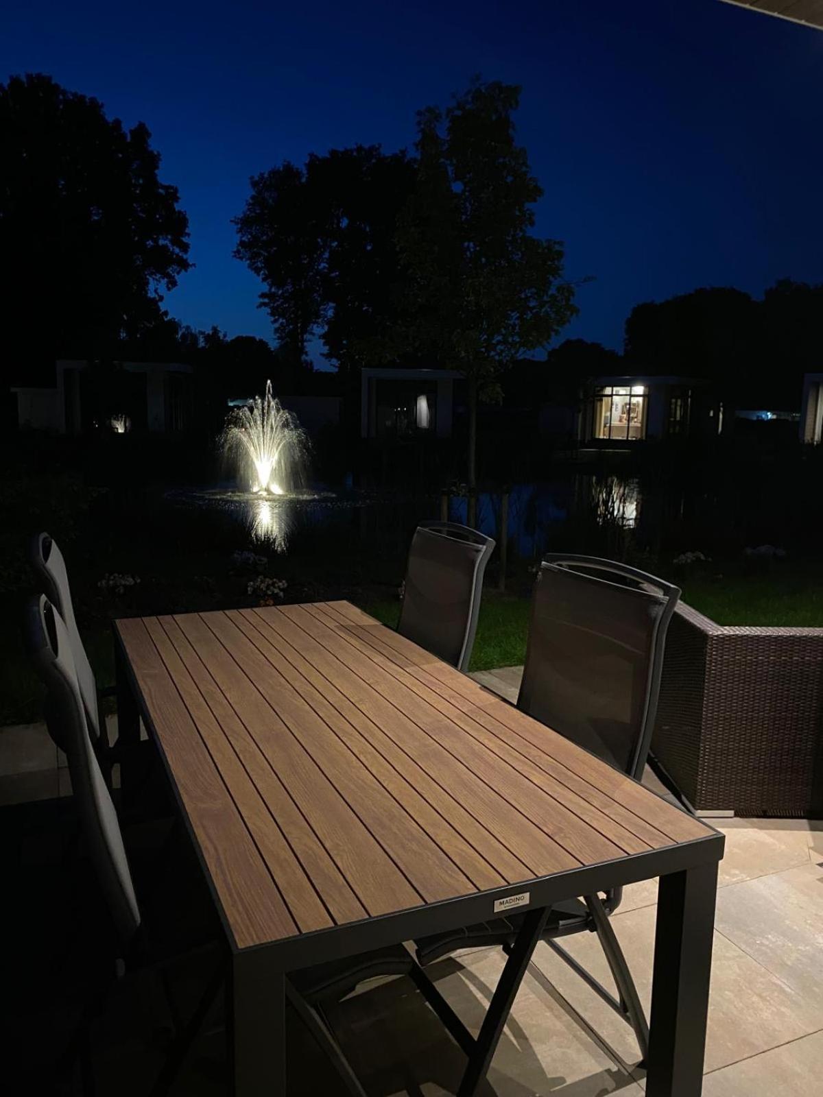Kindvriendelijk Luxe Chalet In De Bossen Met Prive Sauna Harderwijk Esterno foto